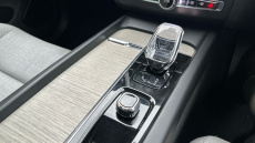 Volvo XC60 2.0 T8 [455] RC PHEV Ultimate Dark 5dr AWD Gtron Estate